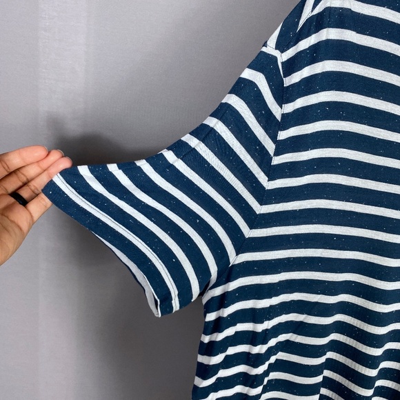 Michael Kors Mens Striped V Neck Tee Shirt in Speckled Navy Size XL - Picture 2 of 5